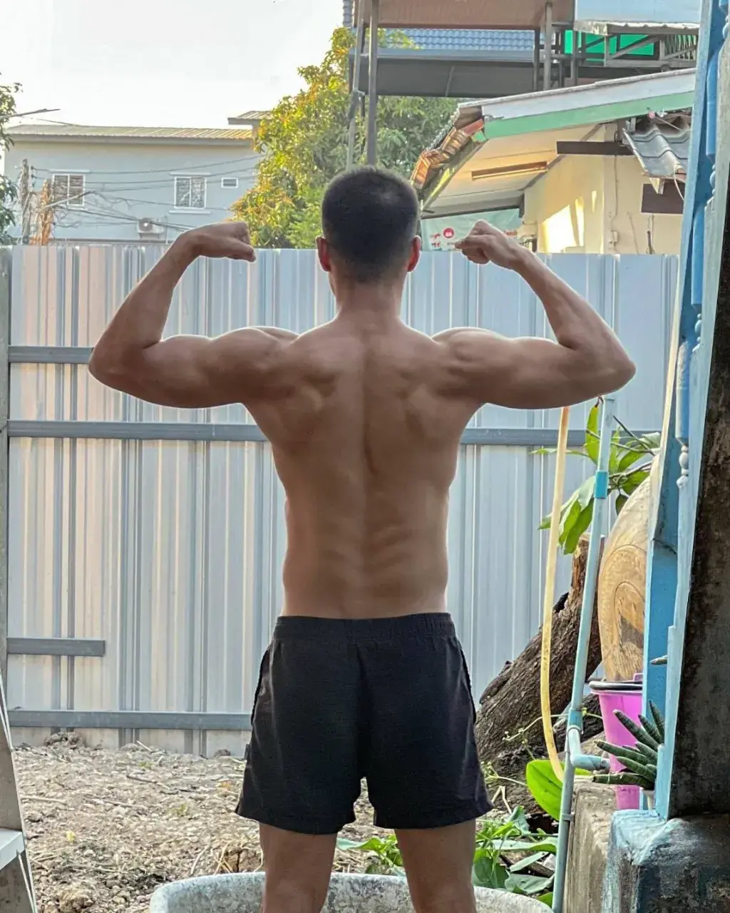 กรุบกรอบเคี้ยวเพลิน