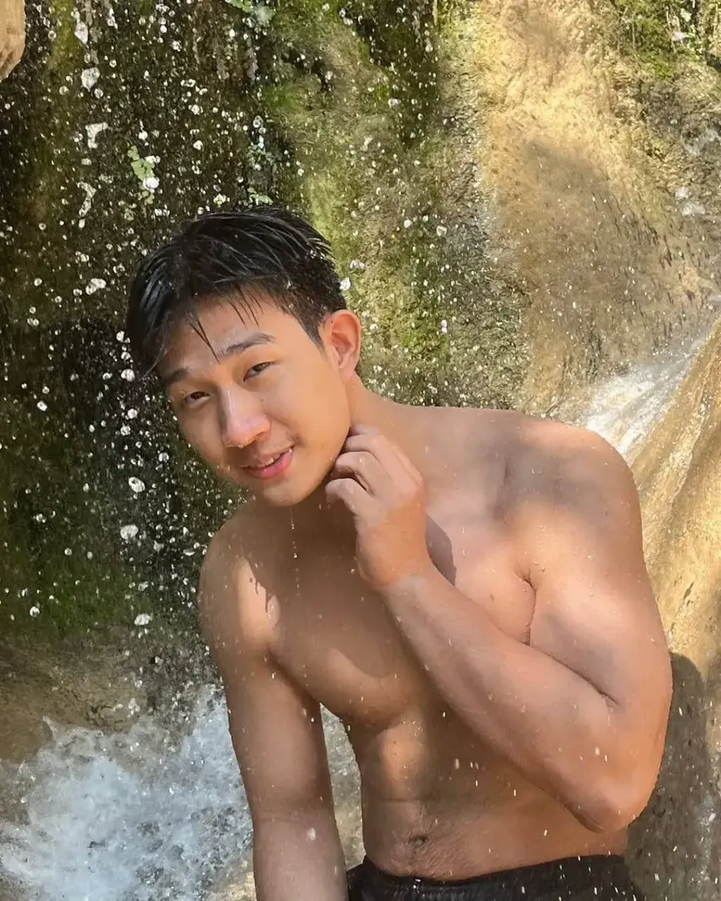 ครูหรือนศ.ดีน๊าาา