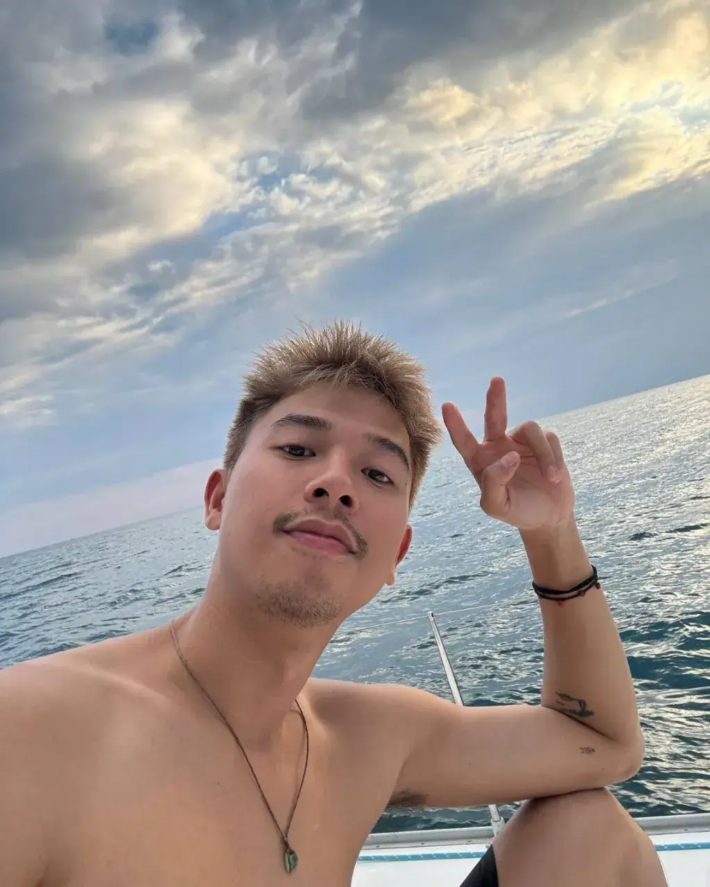 ขนอุยน่าอ๊อก