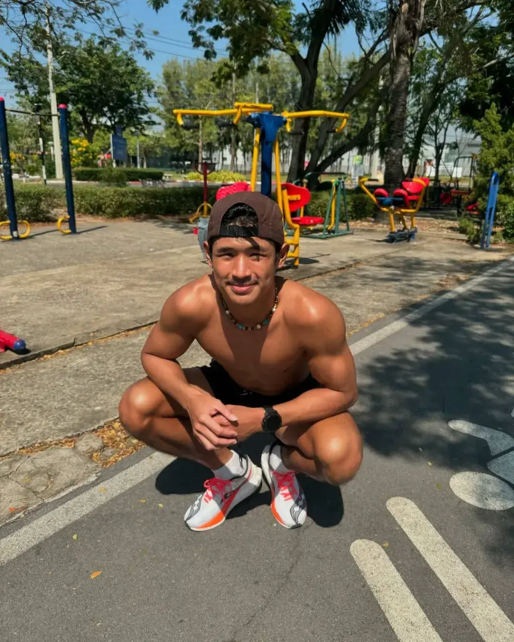 หุ่นแน่นๆแฟนใคร