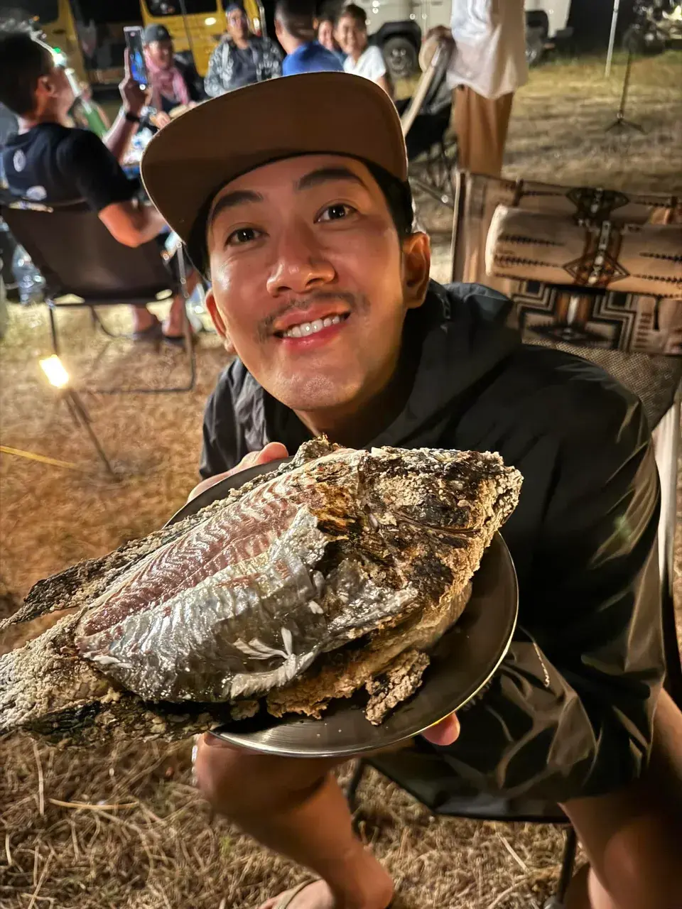 ดาราพาแซ่บบบ