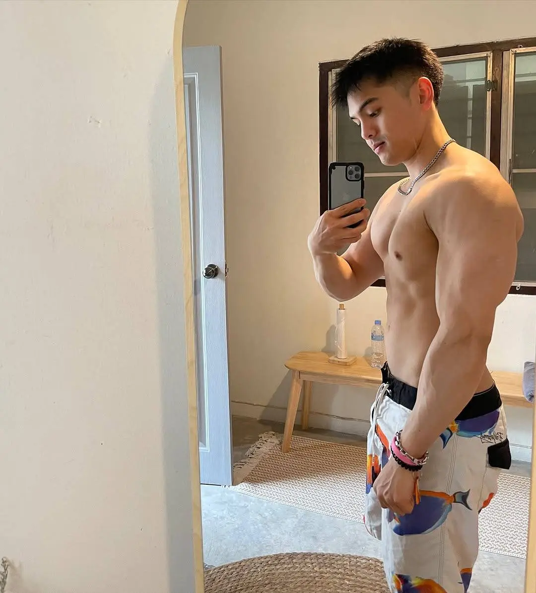 ไม่ไหวก็จะเลีย