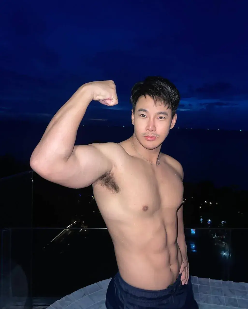 คงอิ่มแบบจุกๆ