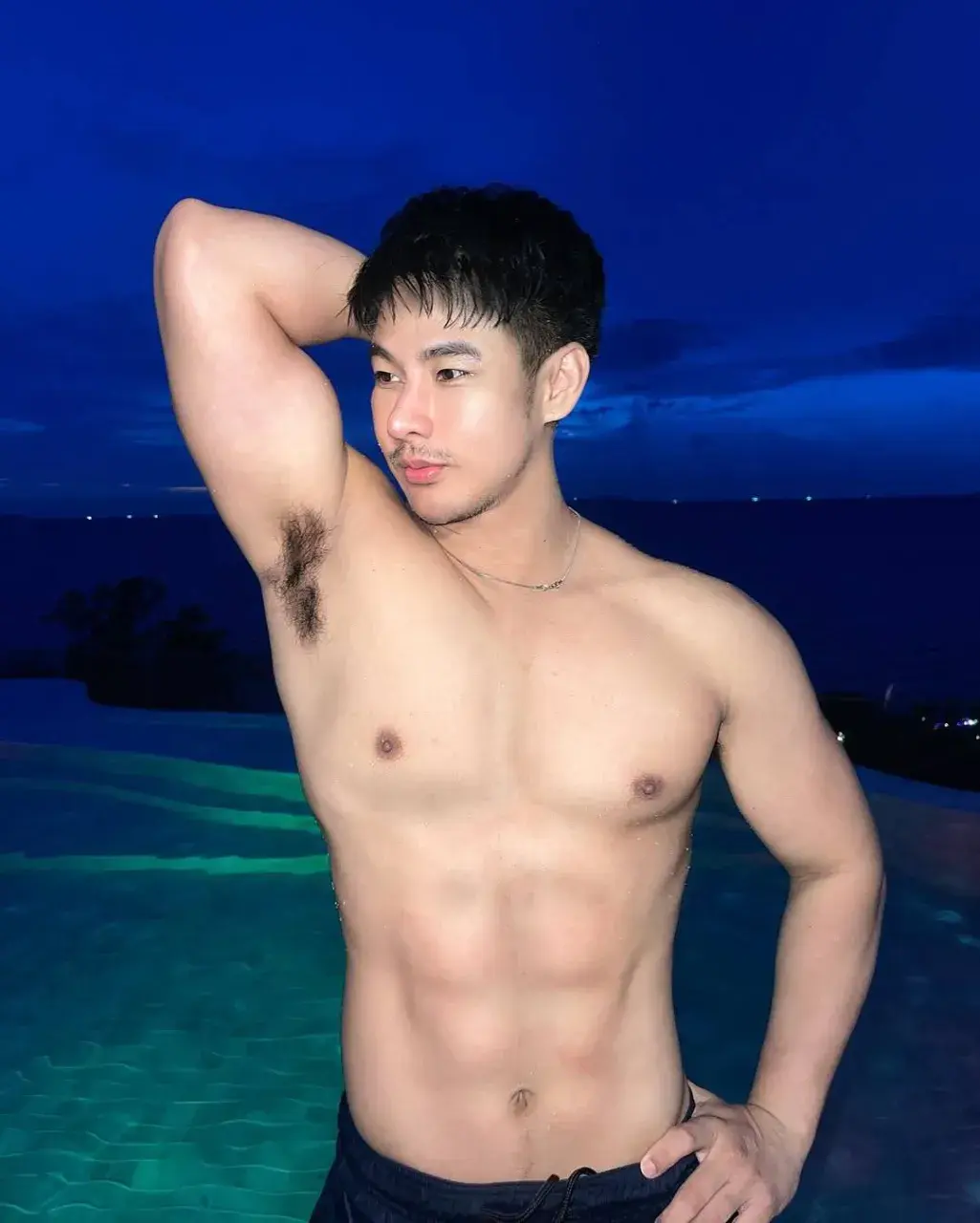 คงอิ่มแบบจุกๆ