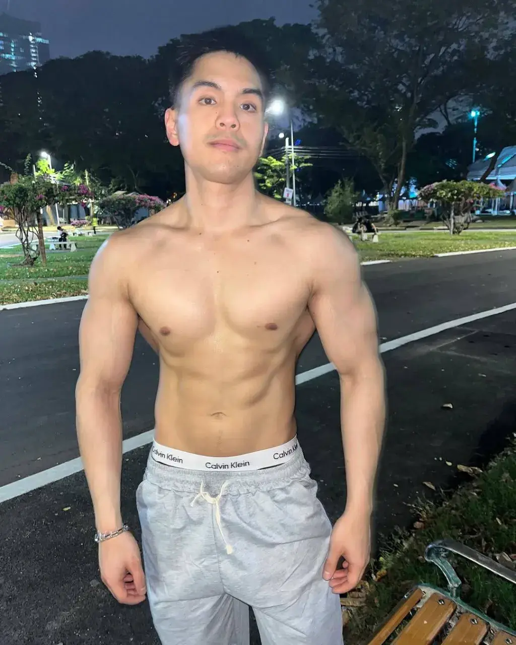 คงอิ่มแบบจุกๆ