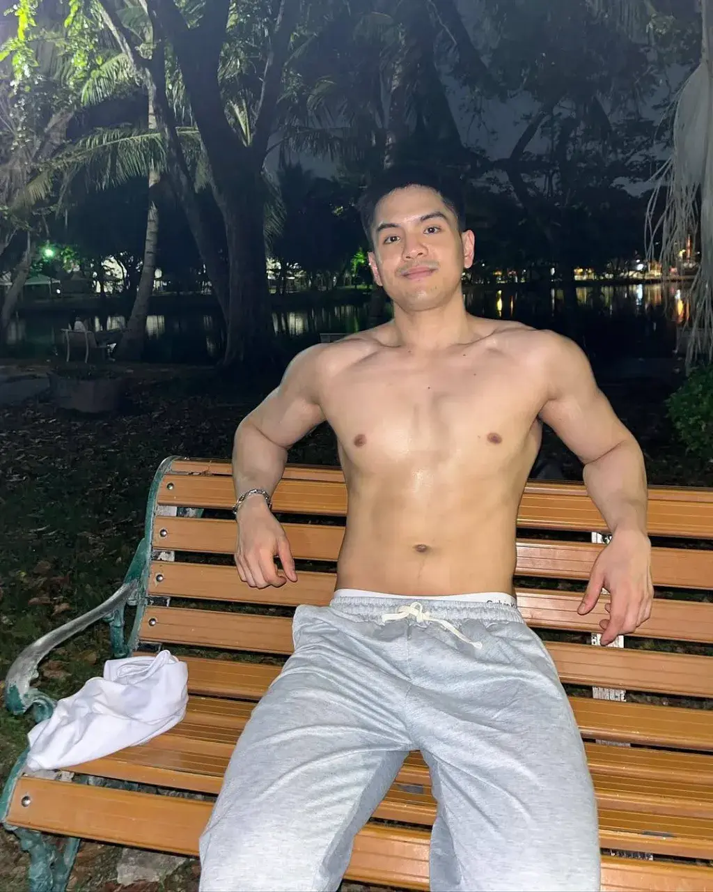 คงอิ่มแบบจุกๆ