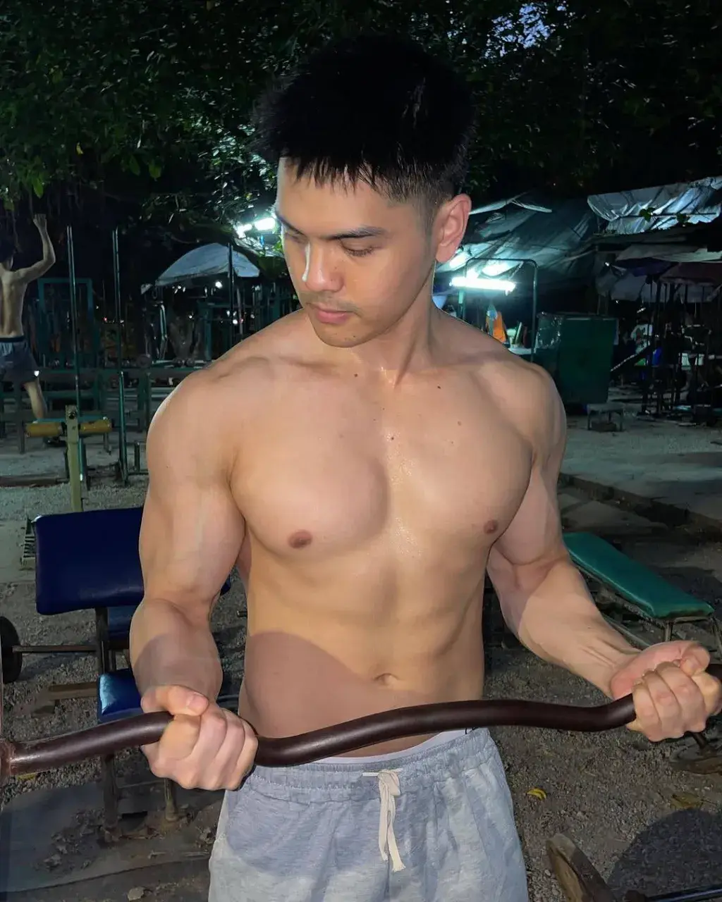 คงอิ่มแบบจุกๆ