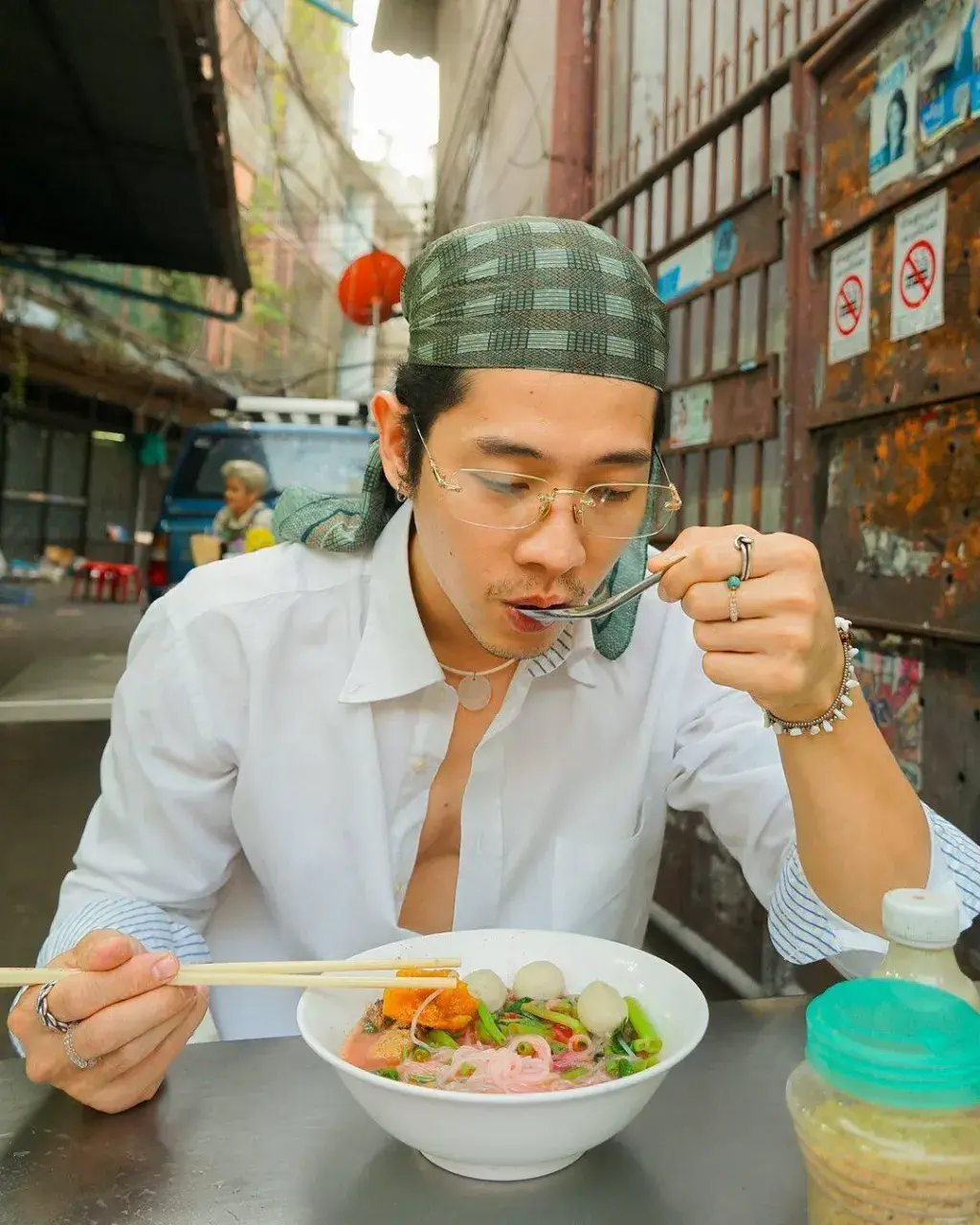 ไม่ไหวก็จะเลีย02