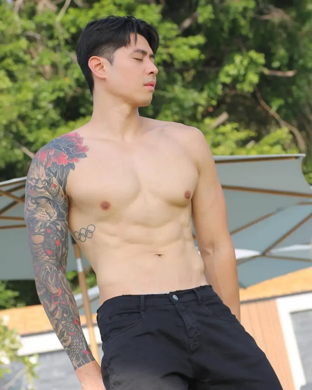 ดูดรูดอม