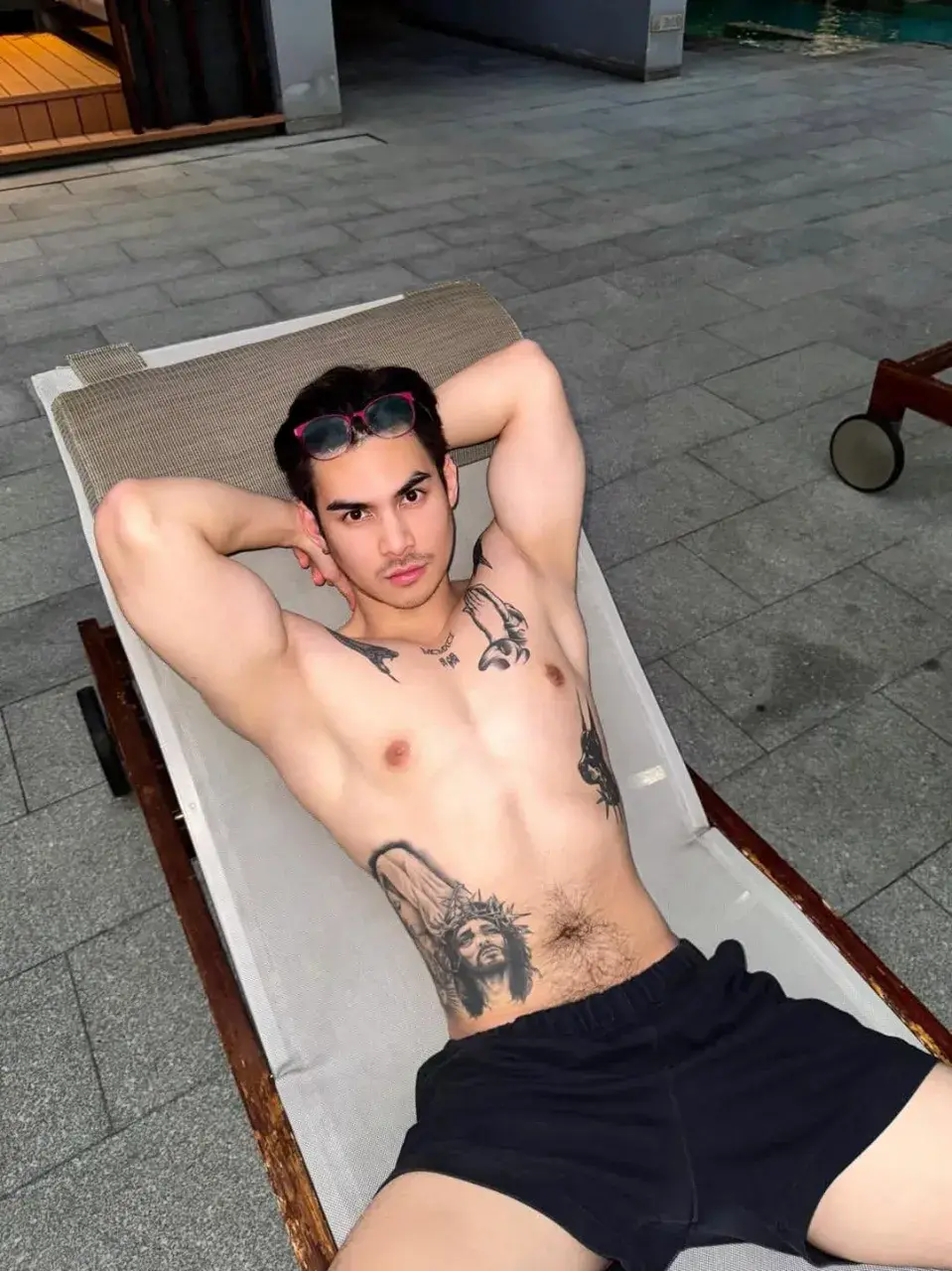 น่าจับดูด...