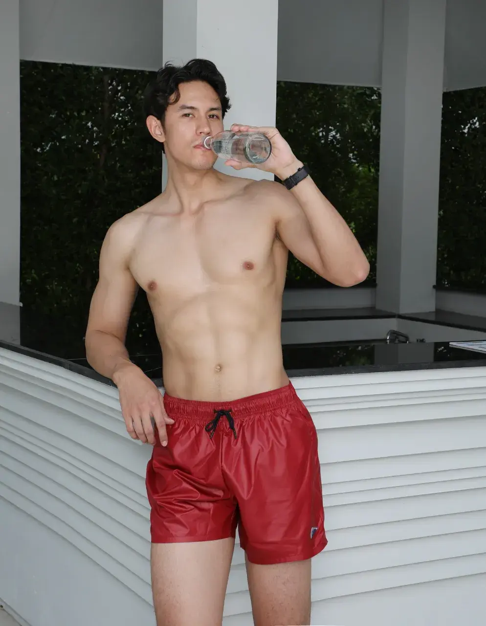 ชวนให้หลงไหล