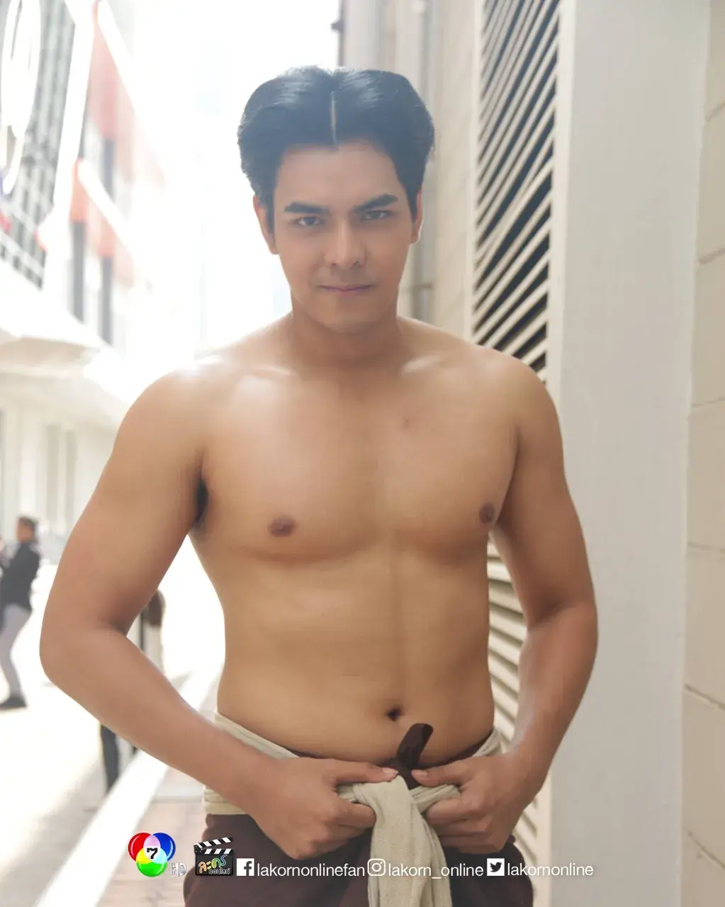 ชวนให้หลงไหล