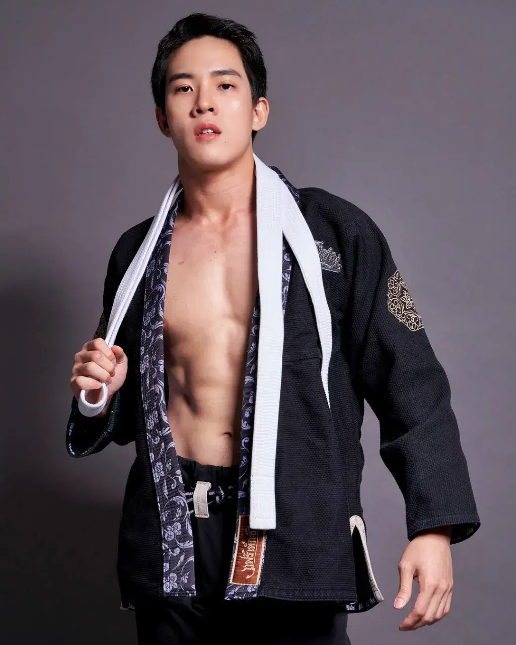 กล้ามนมน่ากัด