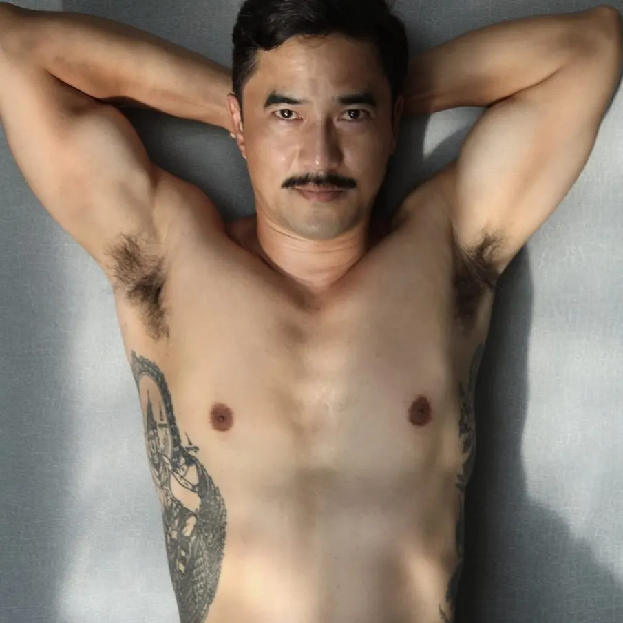 กล้ามนมน่ากัด