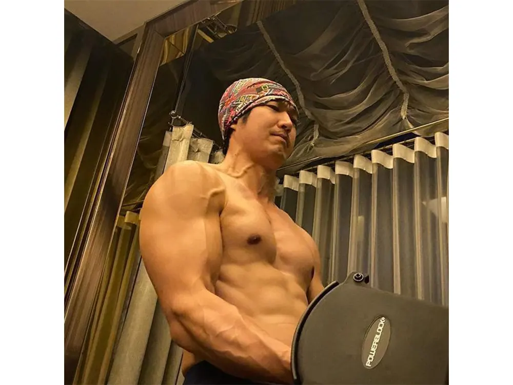 คนดังช่างถอด