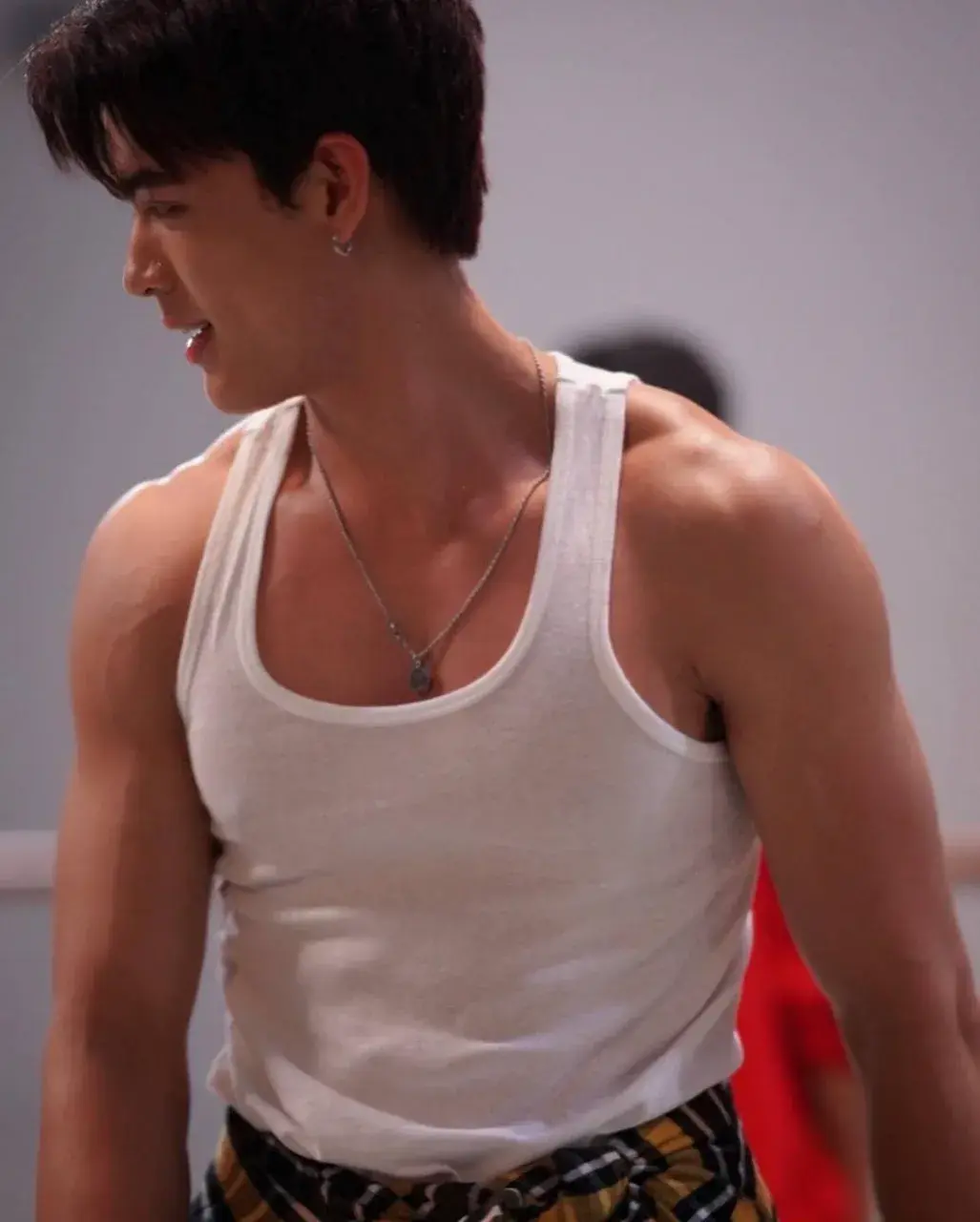 ยิ่งซูมยิ่งเสว