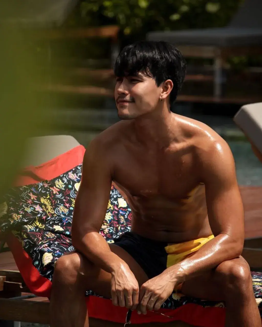 ยิ่งซูมยิ่งเสว