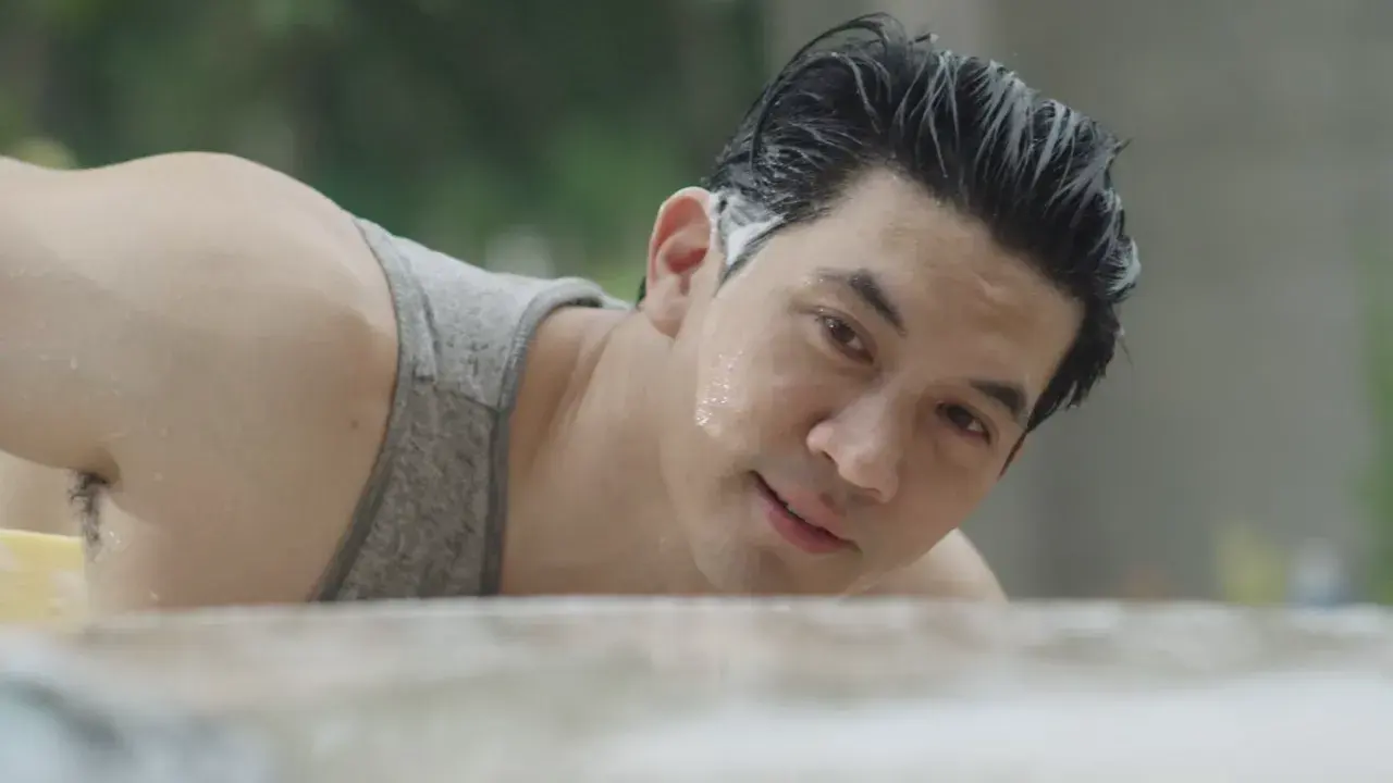 ยิ่งซูมยิ่งเสว