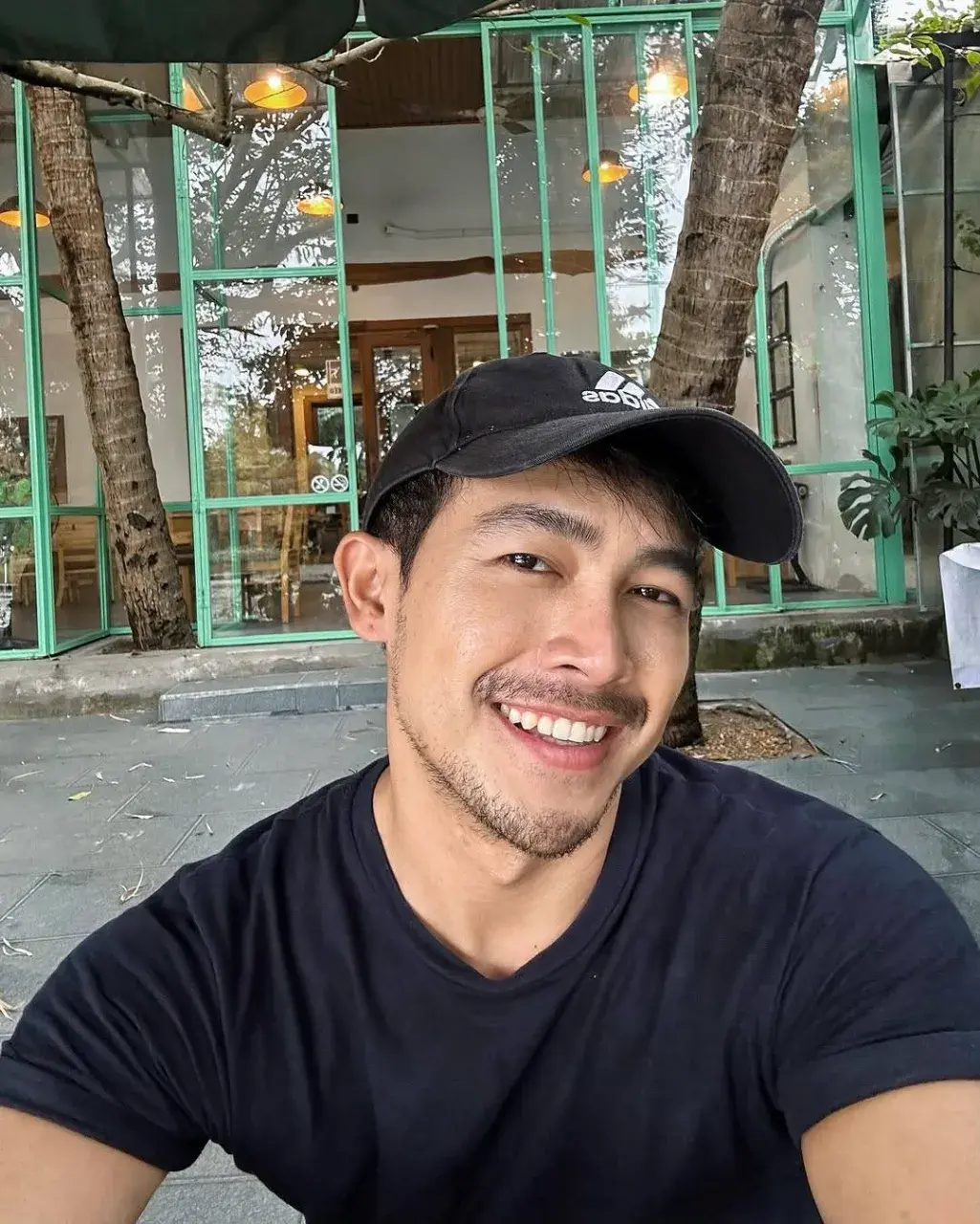 ระวังน้ำแตกกก