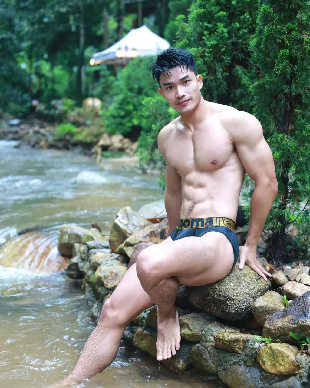 ระวังน้ำแตกกก