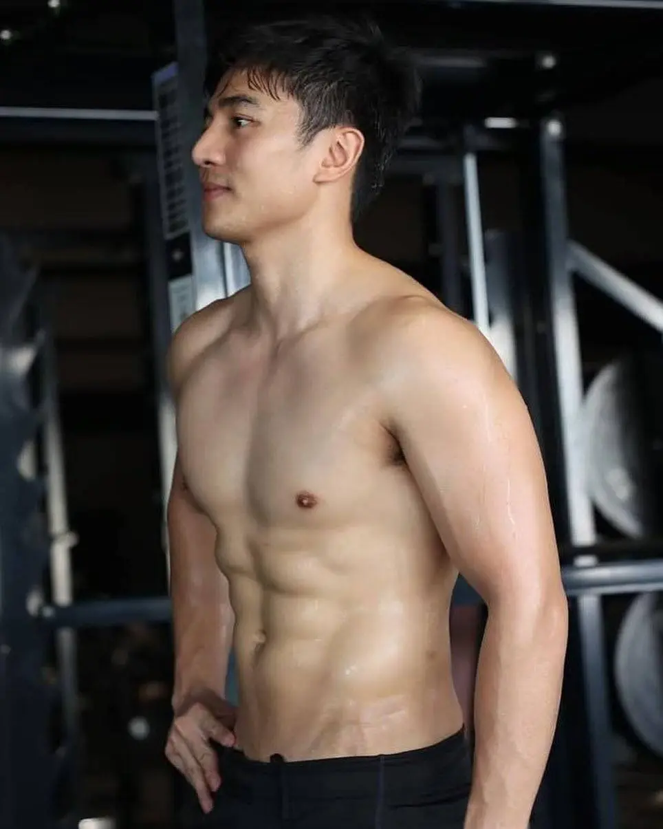 ระวังน้ำแตกกก