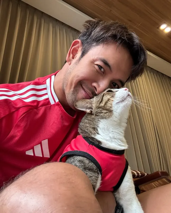 เสวหนวด หวดทีครับเฮีย