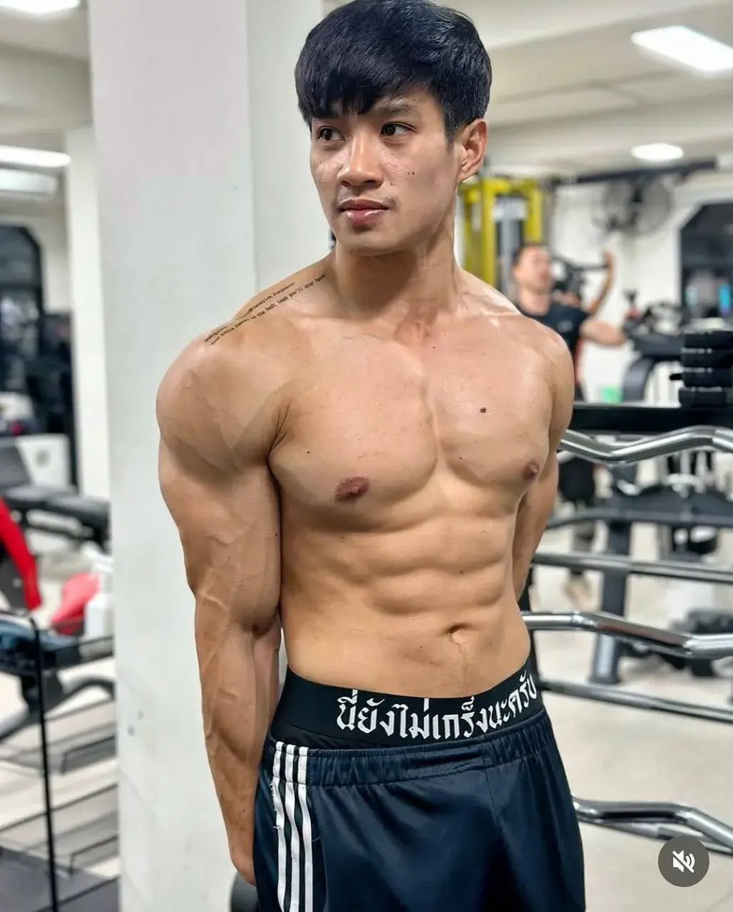 เสิร์ฟมาให้อ๊อก