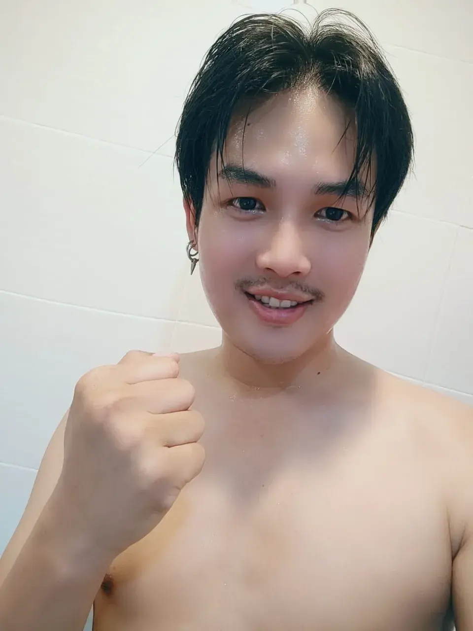 ซูมหน้าล่าสวาท