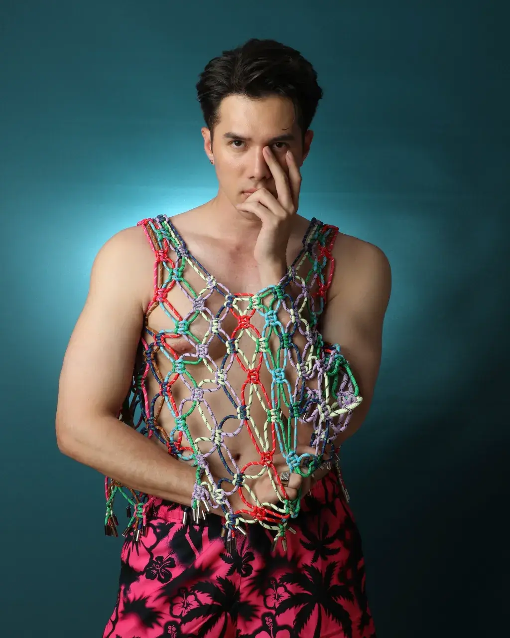 มิกค์ ทอง 2025