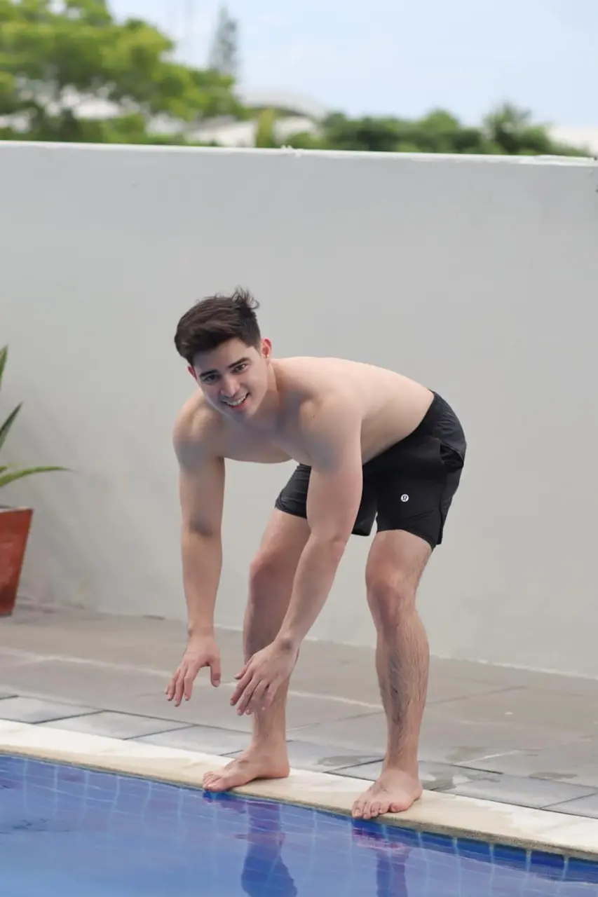 Philippine Commercial Model : Rollo Espinos