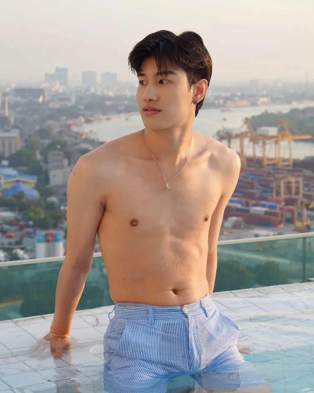 แก๊ป จักริน กับพ้องเพื่อน