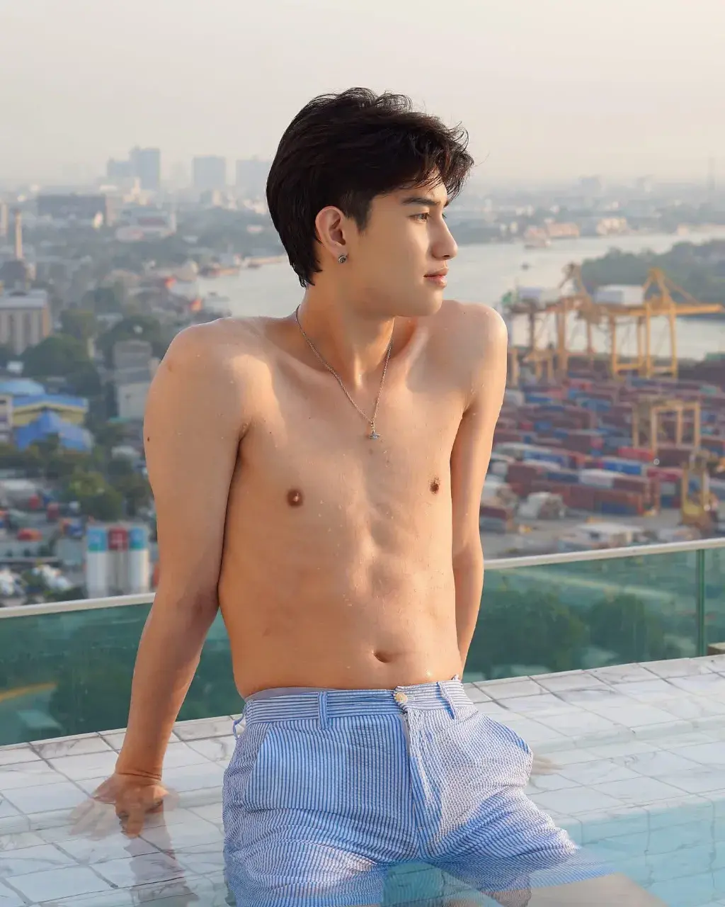 แก๊ป จักริน กับพ้องเพื่อน