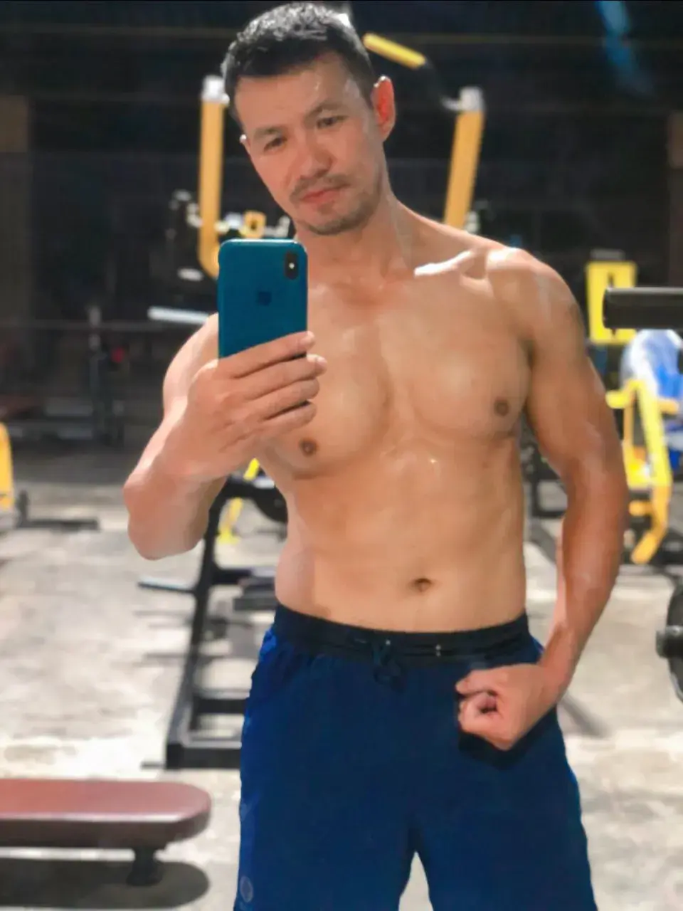 ไม่มากไม่น้อย