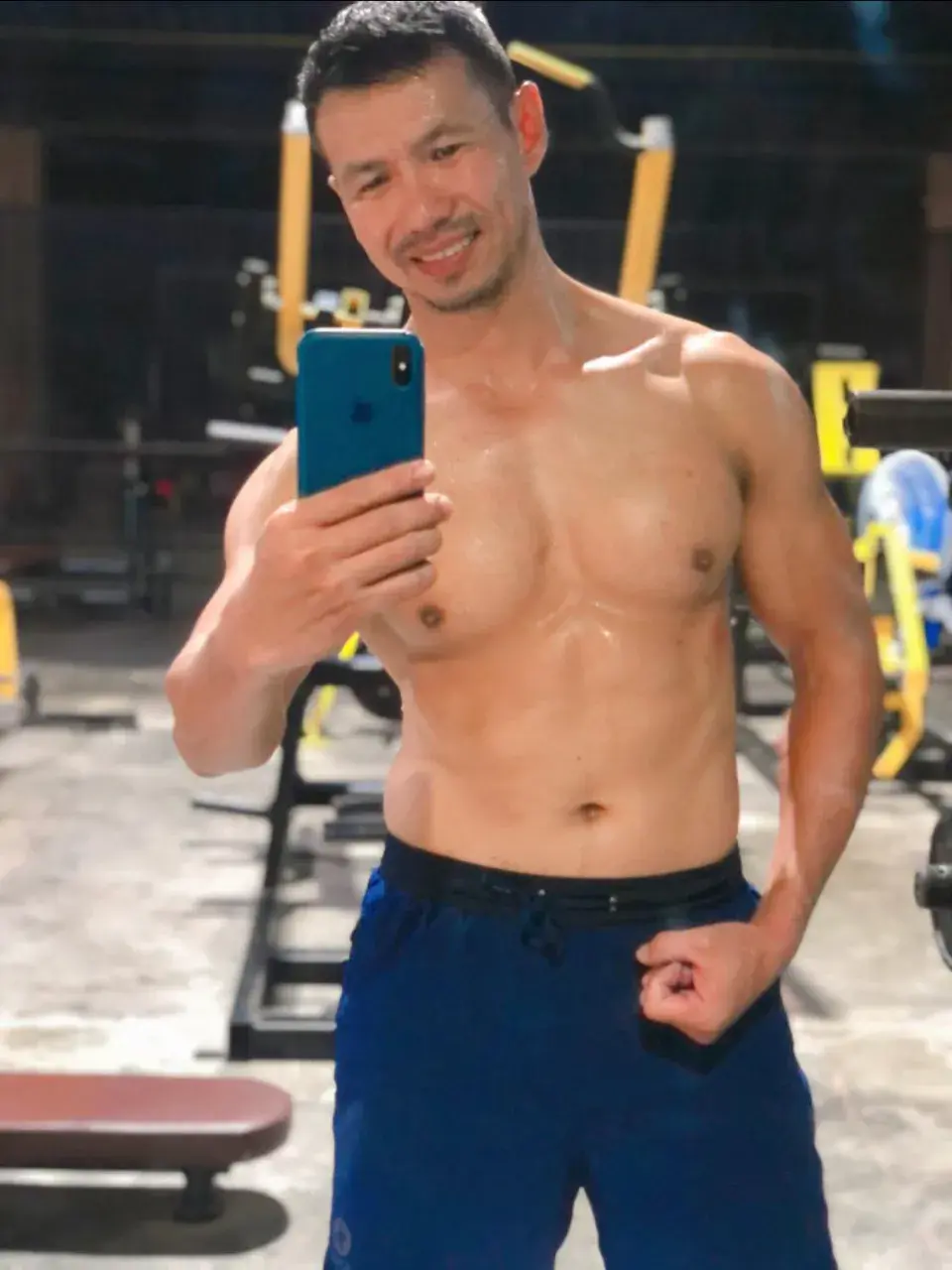 ไม่มากไม่น้อย