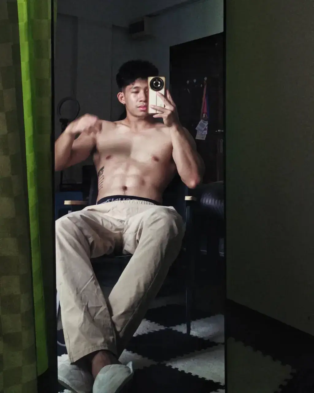 ไม่มากไม่น้อย