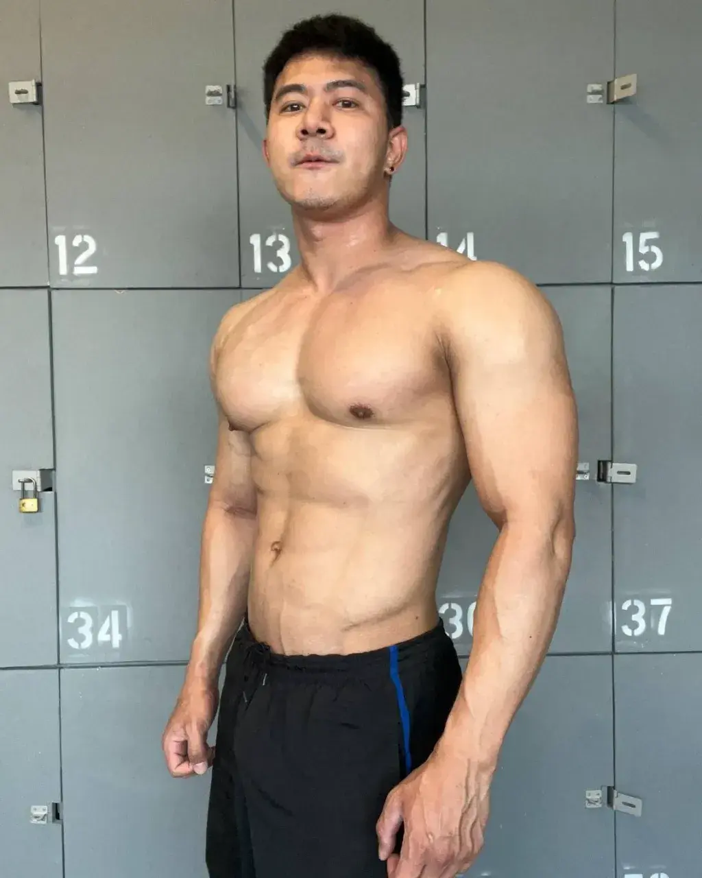 พลังน้ำรัก