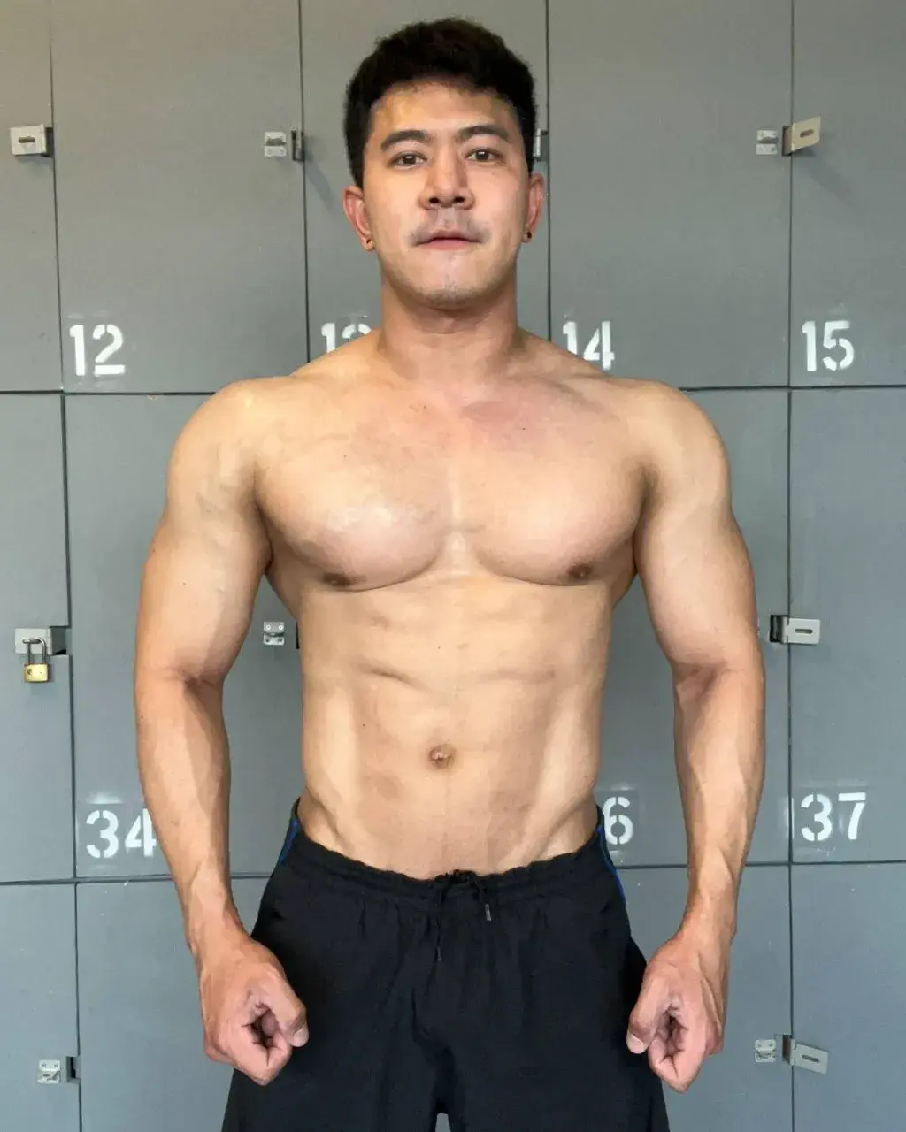 พลังน้ำรัก