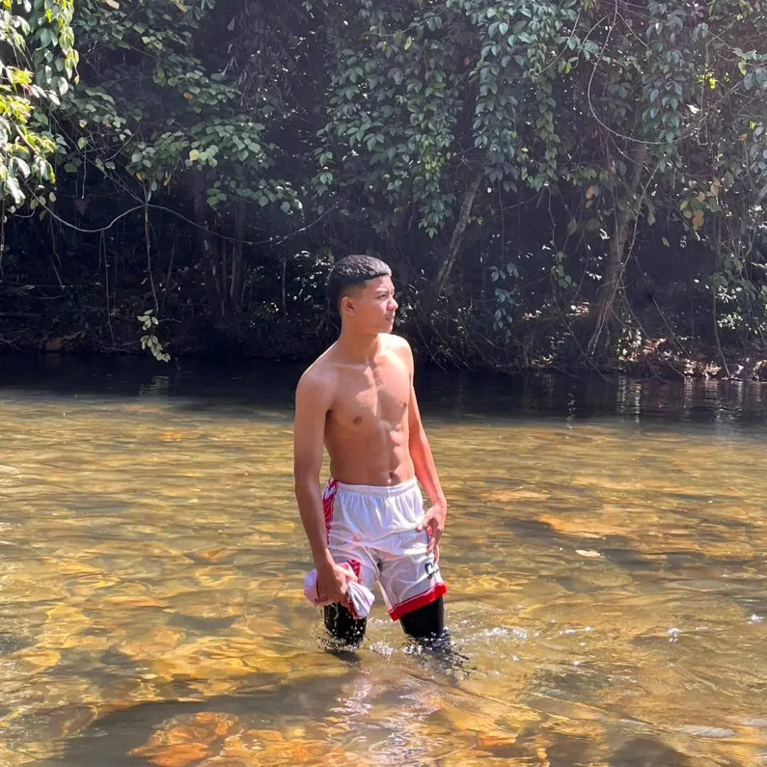 พลังน้ำรัก