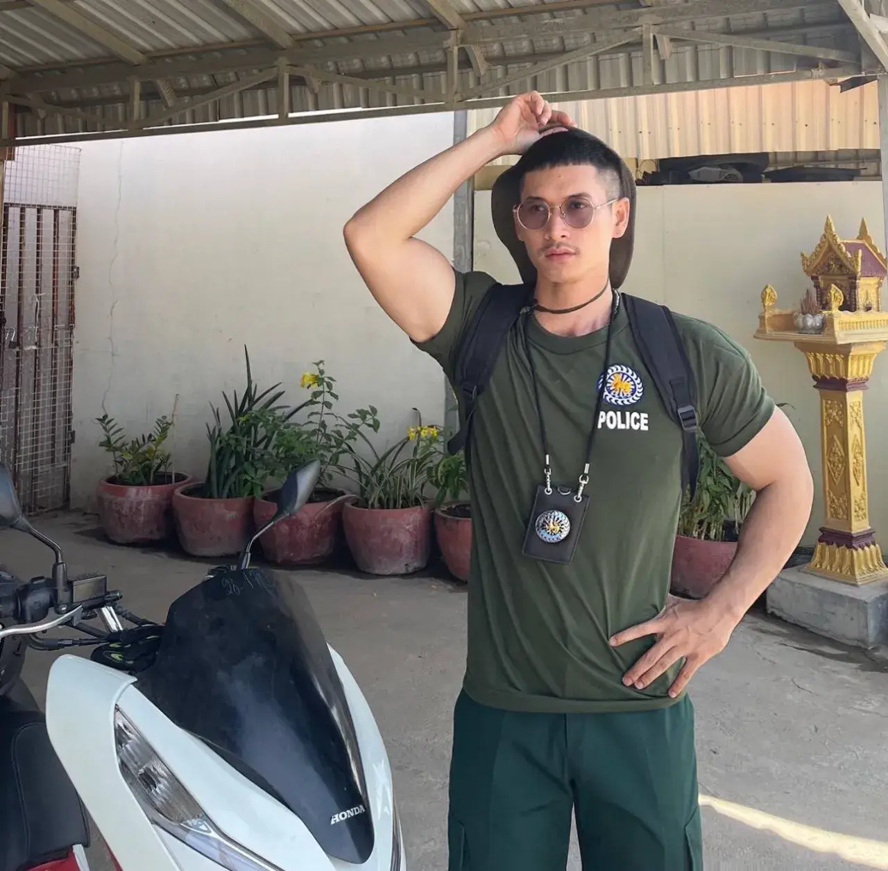 ลีลาน่าลอง อวยคม