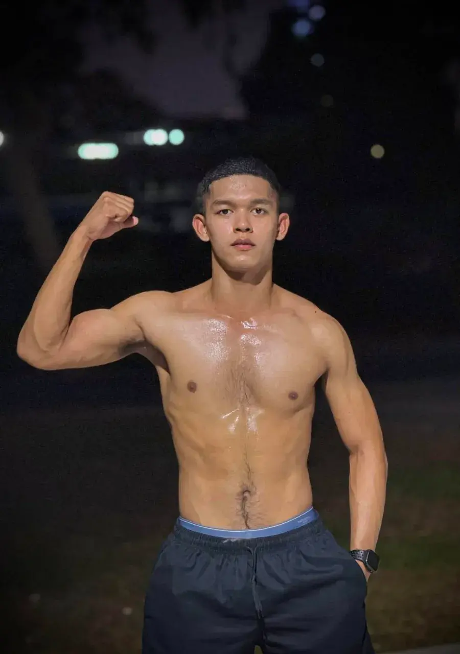 ยอมฉีกเลย