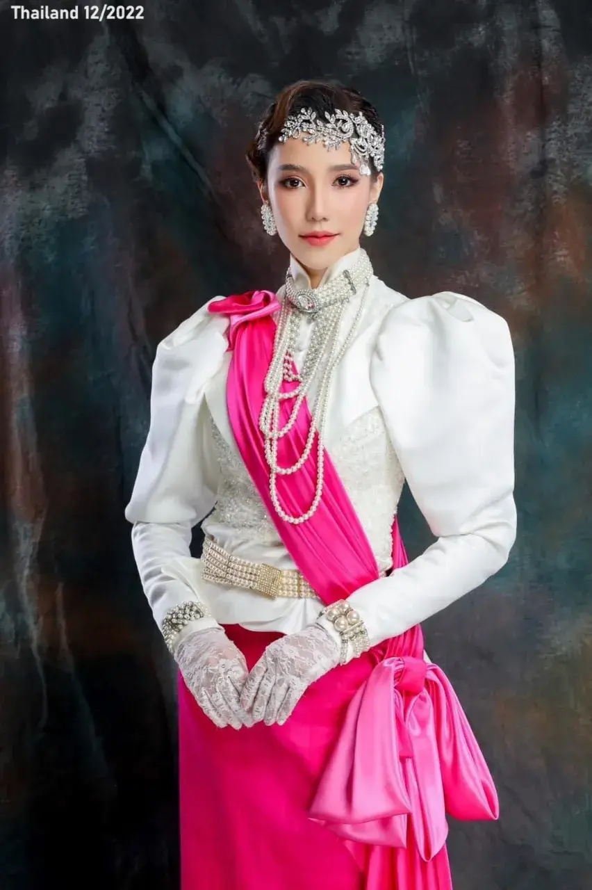 Thai Creative Costume 🇹🇭