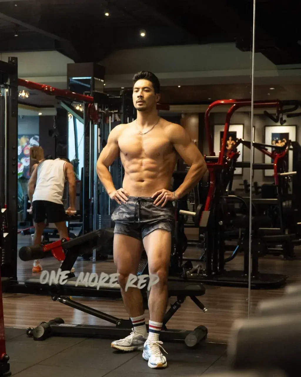 พ่อโยชิสตั๊นที่หล่อล่ำที่สุด