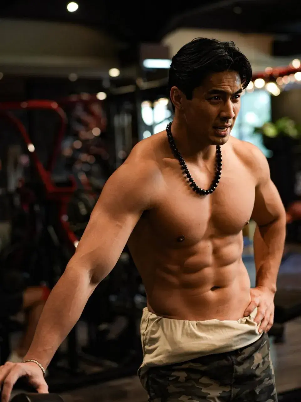 พ่อโยชิสตั๊นที่หล่อล่ำที่สุด