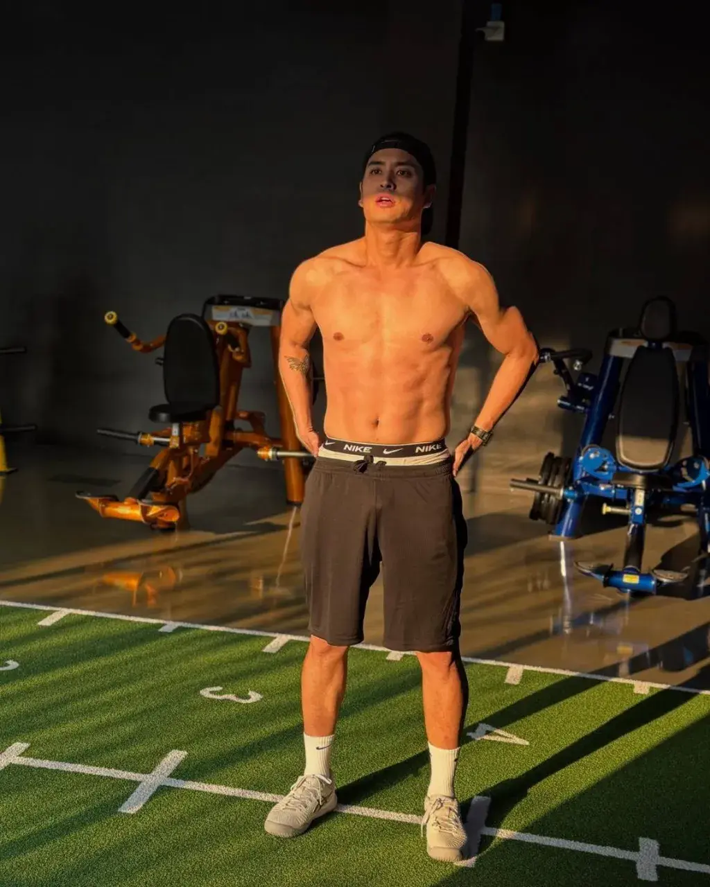 พ่อโยชิสตั๊นที่หล่อล่ำที่สุด