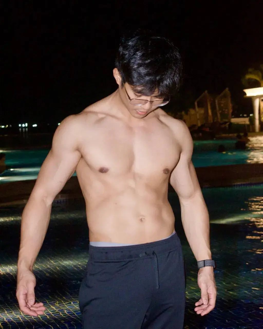 สักดอกใหญ่ๆมั้ยล่ะ