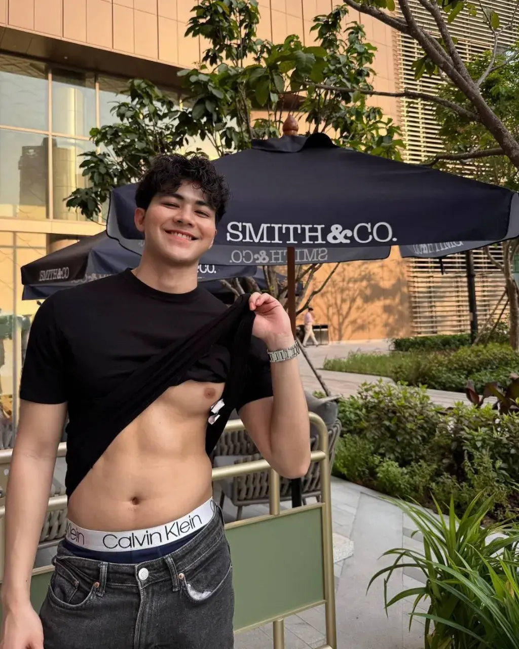 กระแทกมาเลยอ่าาาส์