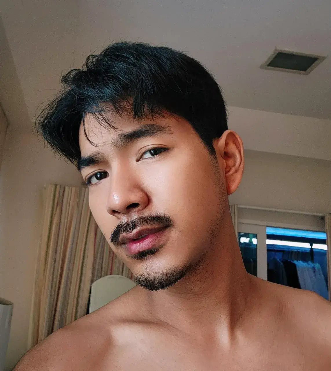 กระแทกมาเลยอ่าาาส์