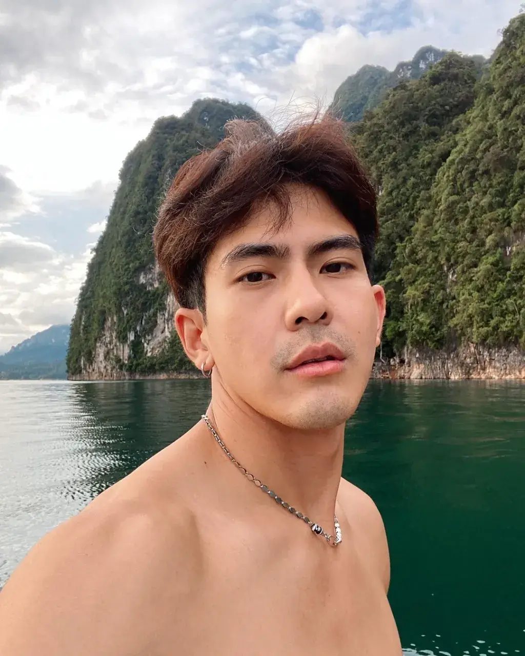 2แท่งไม่ต้องแย่งกัน