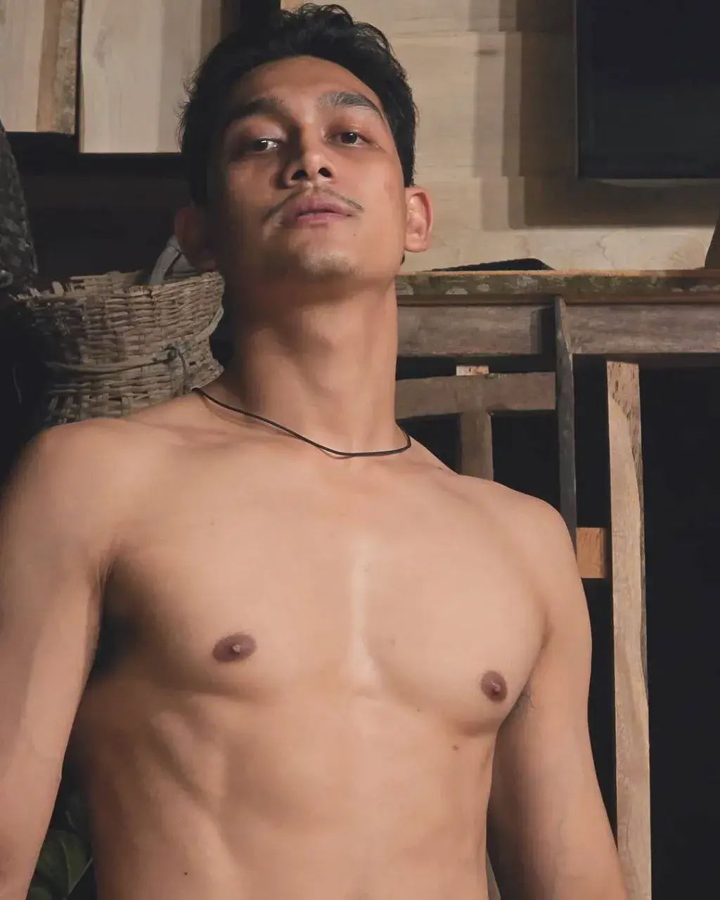 ลักหลับให้น้ำแตก