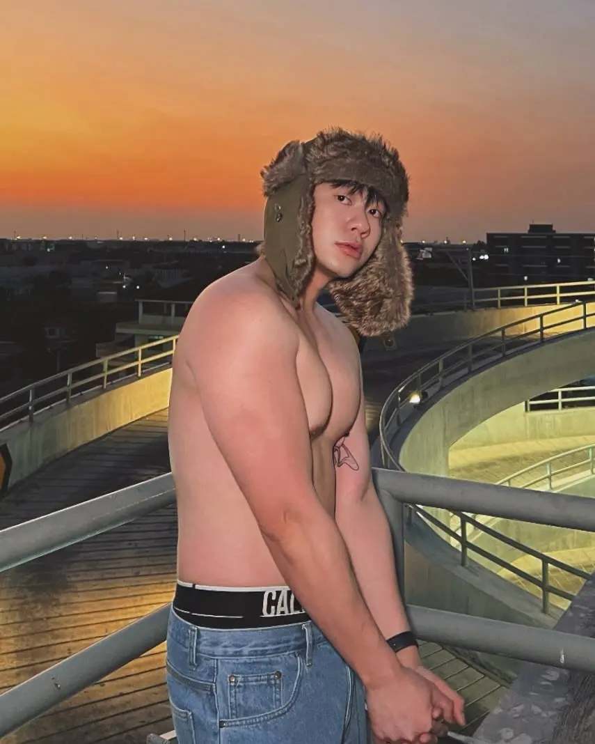 หิวนมจัง